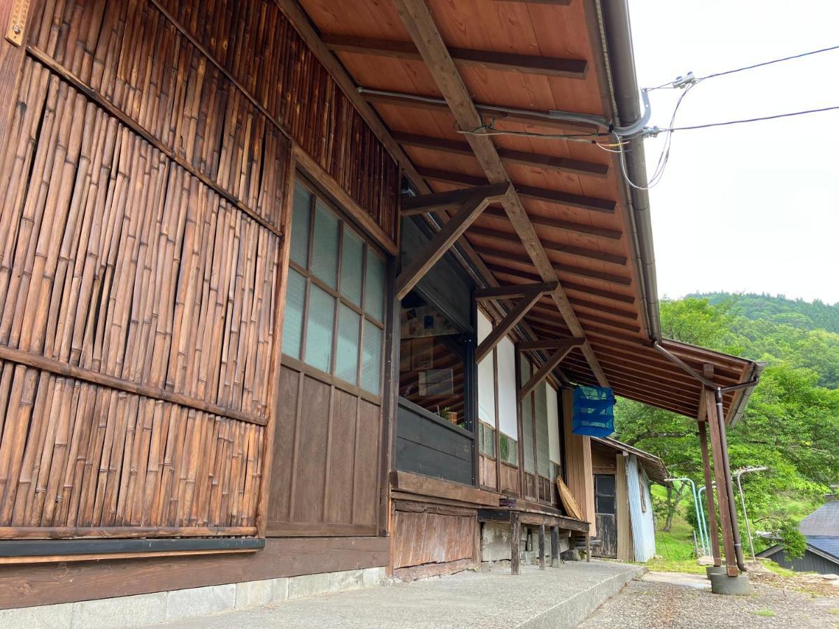 Guesthouse Boro-Ya Otoyocho Экстерьер фото